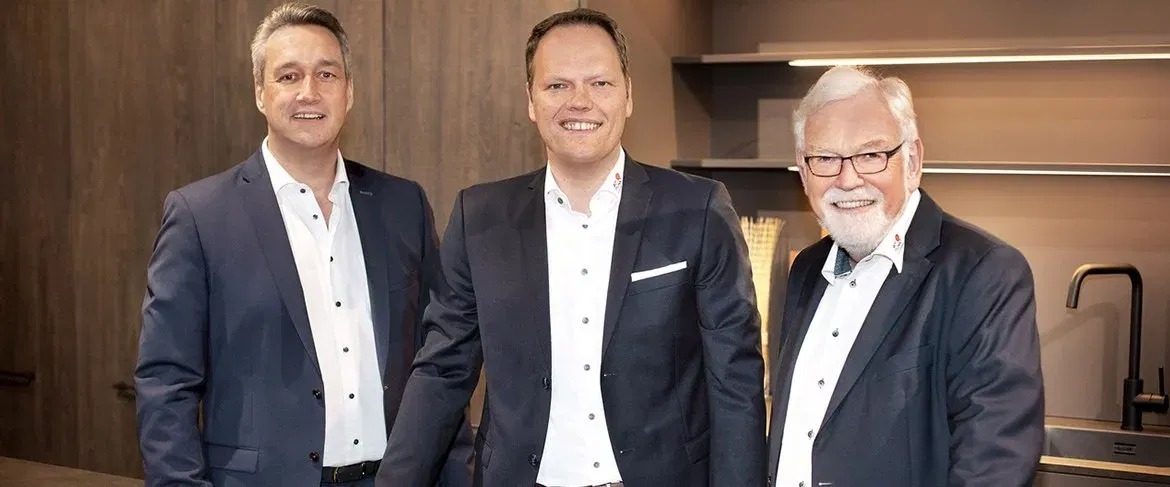 Rotpunkt Kuechen Wachstum